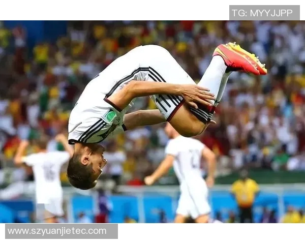 足球明星达罗的精彩瞬间与职业生涯回顾照片集锦 足球明星达罗的精彩瞬间与职业生涯回顾照片集锦