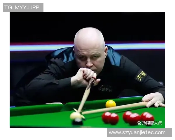 希金斯与科洛科洛的精彩对决揭示足球战术与团队协作的完美结合 希金斯与科洛科洛的精彩对决揭示足球战术与团队协作的完美结合