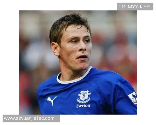 国足主帅李铁辞职引发热议球迷对未来充满期待与担忧